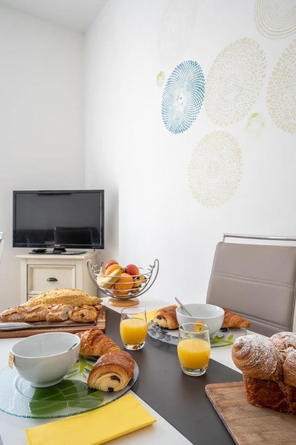 SUPERLOGIS Chez L'Alysse ☆☆☆ HYPERCENTRE BLOIS Apartman Kültér fotó